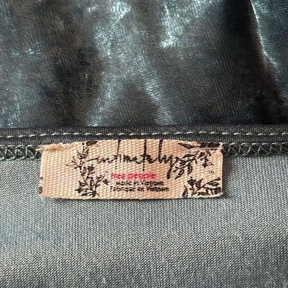 Free People Don't you Wish Deep Teal Velour Puff Sleeve‎ Bodysuit Small V-Neck - Picture 7 of 9